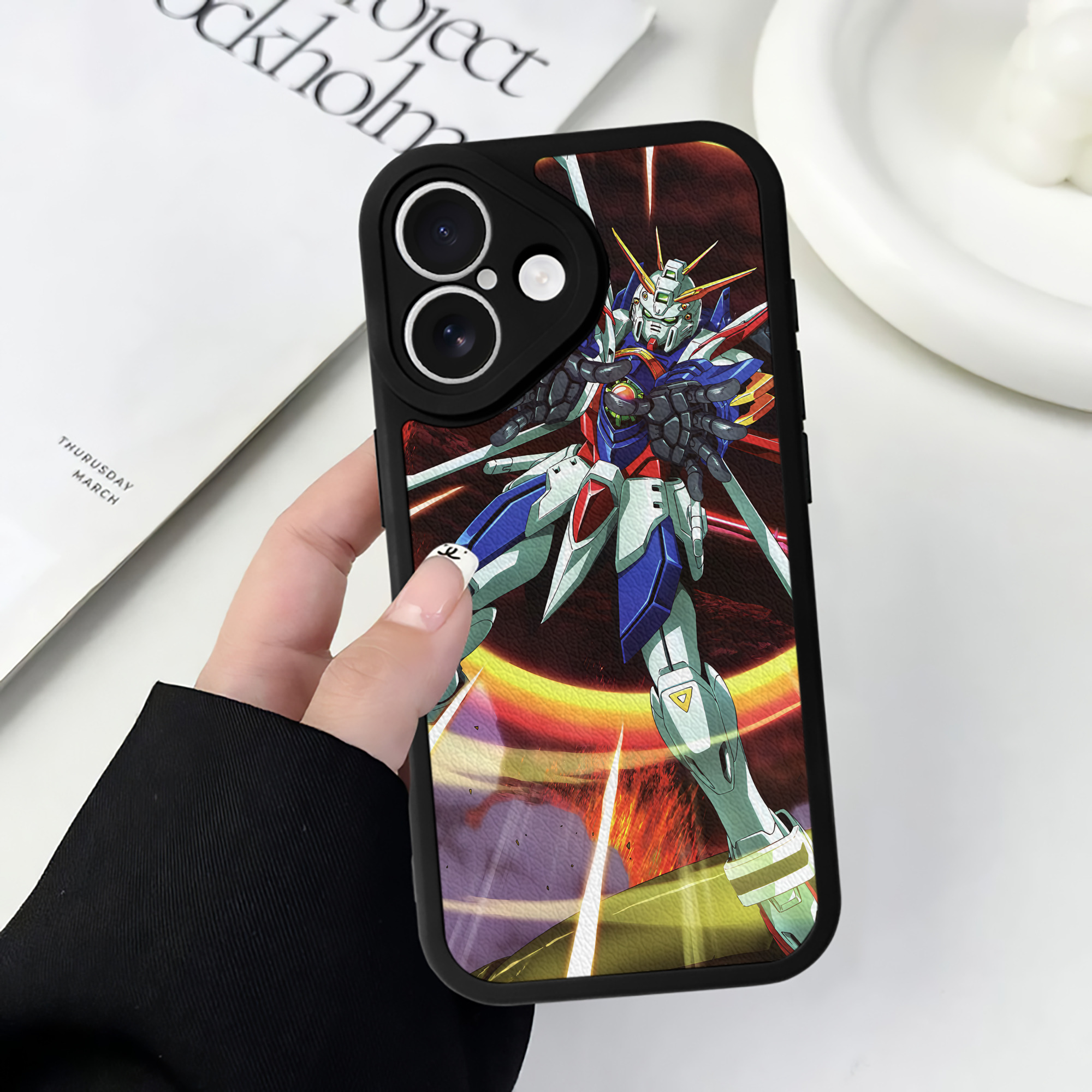 （画像用） 機動戦士ガンダム Mobile Suit Gundam 【iPhone 16シリーズ対応】シリコンスマホケース（レザー調） 材質：シリコン